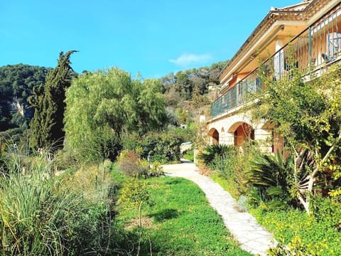 Un brin de paille House in Cagnes-sur-Mer