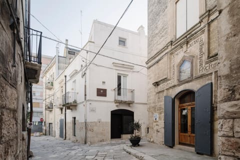 Property building, Neighbourhood, Street view