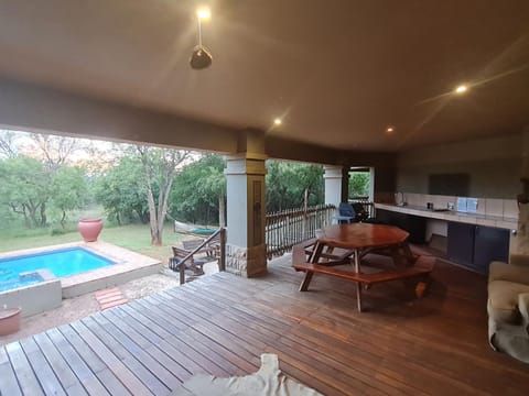 18 Elements 5 Bedroom WeekendAtBernies House in South Africa