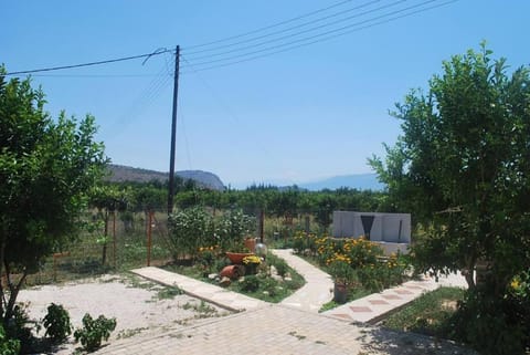 Quiet and Luxurius House in Argolis, Greece