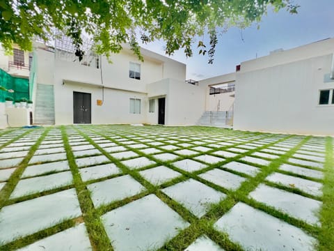 Property building, Garden, Garden view