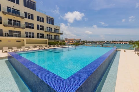 Put On Your Red Shoes And At This Condo Copropriété in Oranjestad