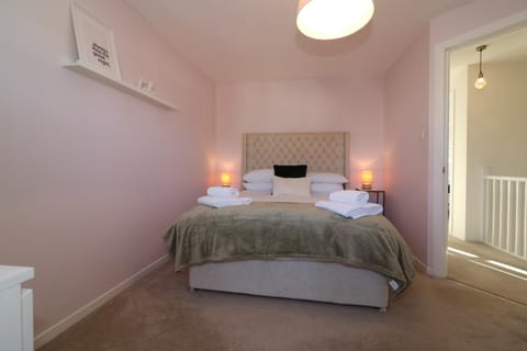 Signature - Colston House Apartment in Glasgow