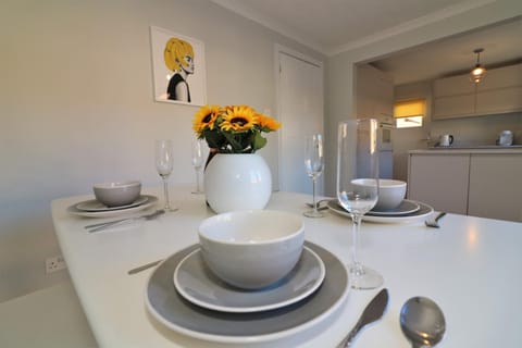 Signature - Colston House Apartment in Glasgow