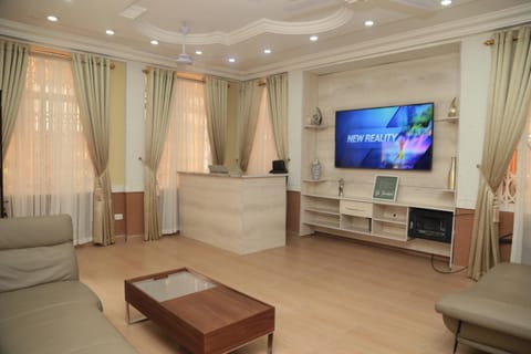Macoba Luxury Apartments Hotel in Kumasi