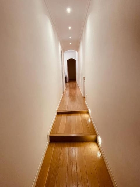 Trevi Fountain Modern Apartment Apartment in Rome