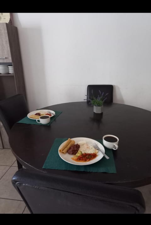 Hospedaje Casa de Luna Bed and Breakfast in Tegucigalpa