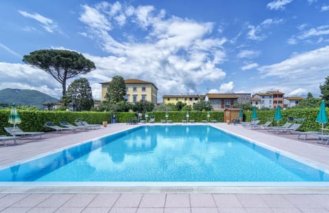 Facade/entrance, Pool view, Swimming pool