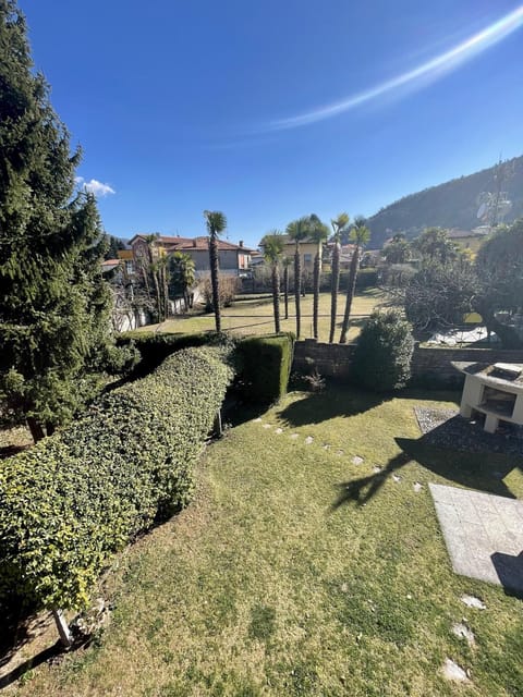 Garden, Garden view, Mountain view