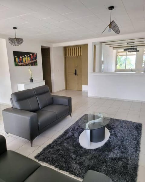 Hello Guyane, F3 Nº 7, Exceptionnel et Rare, 5 étoiles Appartement in Cayenne