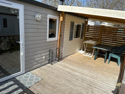 Mobilhome 6 personnes Campground/ 
RV Resort in Royan