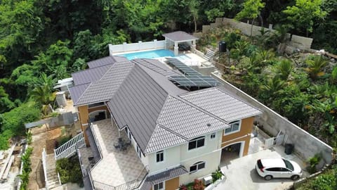 Property building, Garden, Pool view