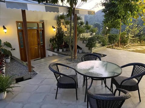 Patio, Garden