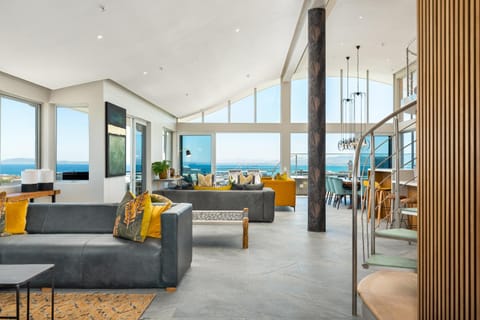 TV and multimedia, Living room, Seating area, Sea view