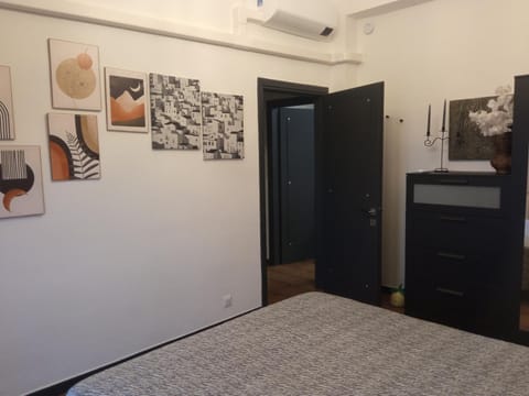 Il Trifoglio: sobrio ed accogliente trilocale Apartment in Milan