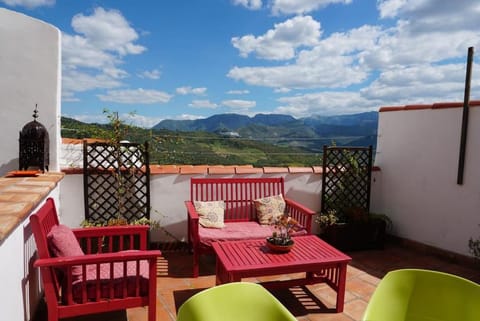 Patio, Balcony/Terrace, Mountain view