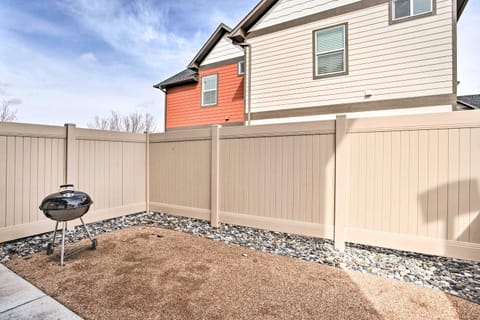 Modern Townhome about 3 Mi to Dtwn Grand Junction House in Grand Junction