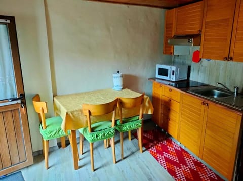 Alpine house CIN-0014 House in Aosta Valley, Italy