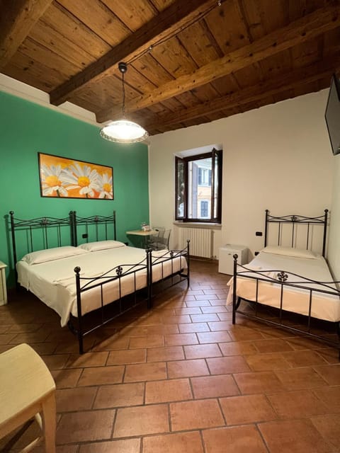 Affittacamere Carnevali MJ Bed and Breakfast in Loreto