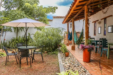 Garden, Dining area