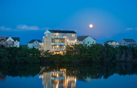 Tranquilina 612 Maison in Outer Banks