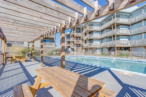 Docktor's Oarders 180 RR Apartment in Outer Banks