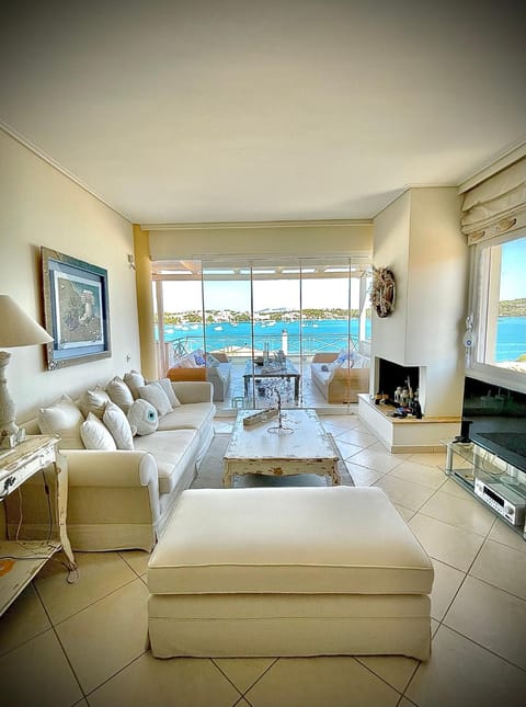 Living room, Sea view