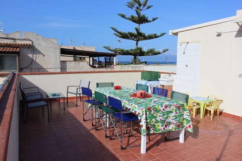 View (from property/room), Balcony/Terrace