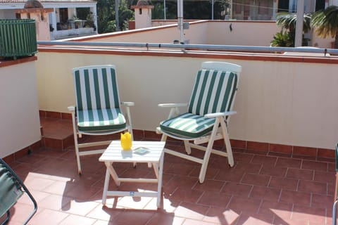 Villetta con terrazza sul mare Santa Margherita Marina House in Messina