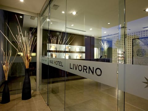 Facade/entrance, Lobby or reception