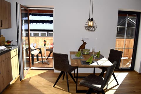 Balcony/Terrace, Dining area