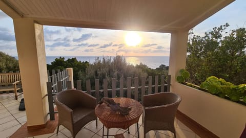 Patio, Balcony/Terrace, Sea view, Sunrise