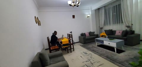 Cozy 1-bedroom luxury Apartment Condominio in Addis Ababa