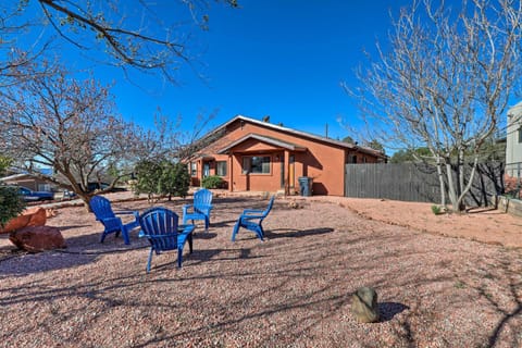 Fire Pit, Near Hiking Trails Sedona Retreat! House in Sedona
