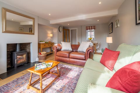 Adorable cottage with a log burner in heavenly village - Constable Lodge Maison in Nayland