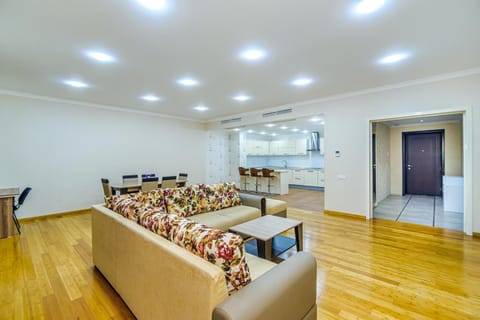 Park Azure and Megafun Apartment in Baku