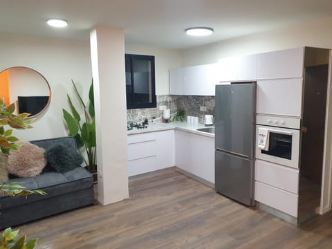 LUXURY PENTHOUSE GREAT LOCATION WITH PARKING Tlv Eigentumswohnung in Tel Aviv-Yafo