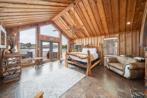 Liams Lodge-Peaceful Cabin Panoramic Lake Views House in Rockwell