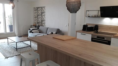 T2 Standing Vue mer Apartment in Hyères