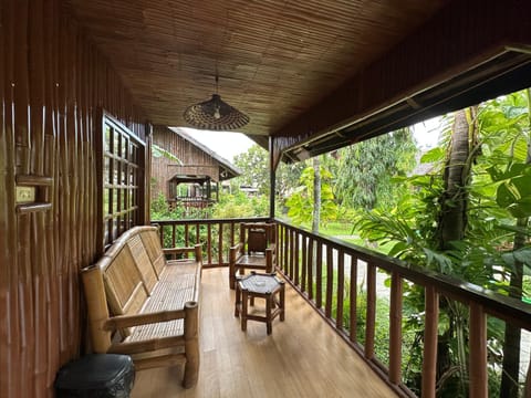 Garden, Balcony/Terrace, Seating area, Garden view