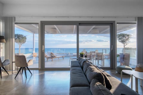 Living room, Sea view