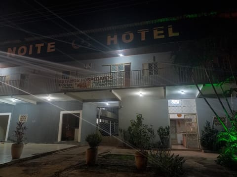 Noite hotel Hotel in Palmas