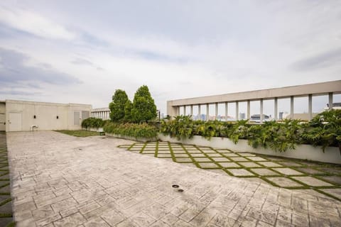 Stunning urban view at Vista Heights Legarda Hostel in Manila City