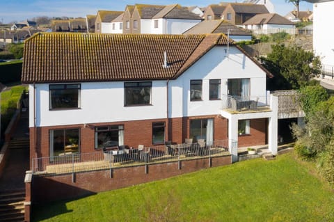 Beau Vista Ground Floor Apartment House in Padstow
