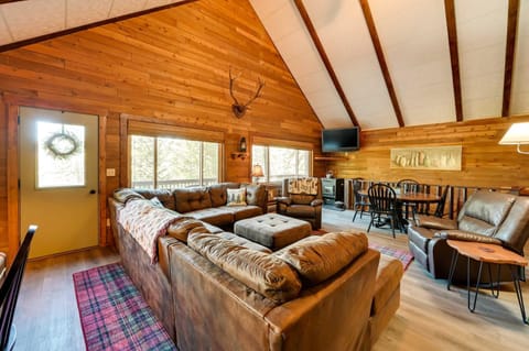 Secluded Garden Valley Cabin with Deck and Views! House in Salmon River