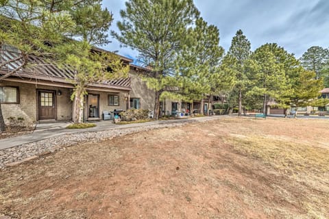 Ruidoso Condo with Golf Course View - Walk to Dtwn! Apartment in Ruidoso