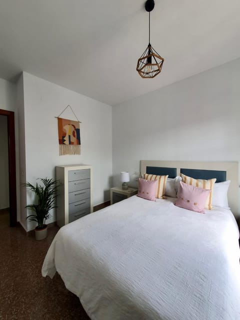 Apartamento Centro Peña de los Enamorados Condo in Antequera