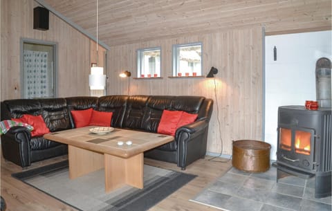 Nice Home In Vejers Strand With Sauna House in Vejers