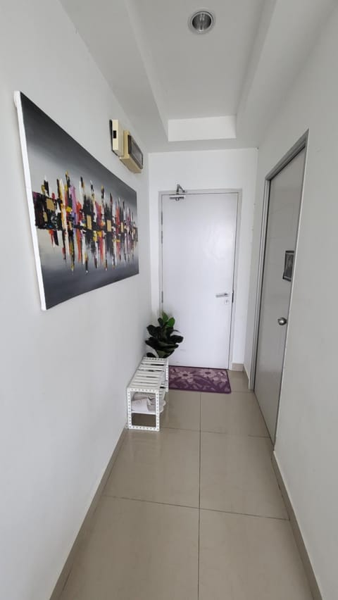 HOMESTAY SUITE MENARA U2 , MSU , SEKSYEN 13 SHAH ALAM, Selangor Apartment in Subang Jaya