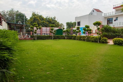 HOTEL SOURAV PARK INN Hotel in Agra